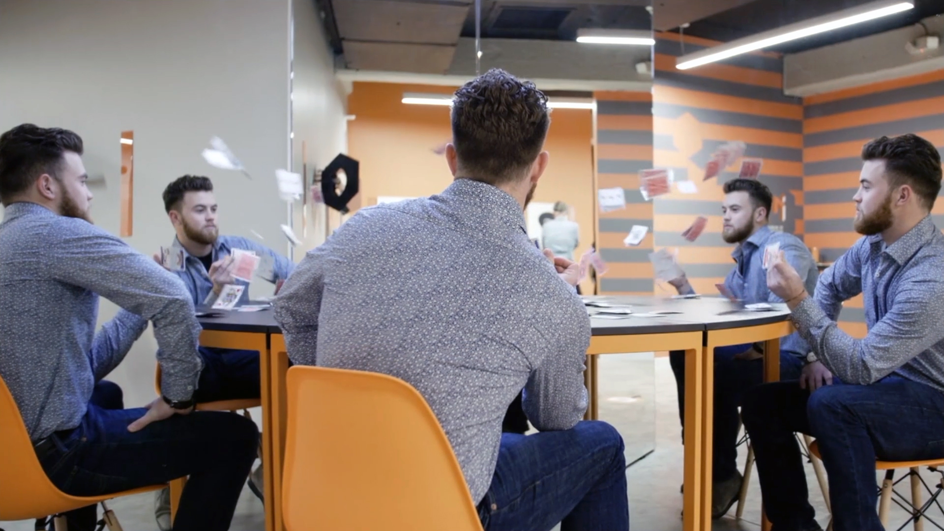 moi about video thumbnail